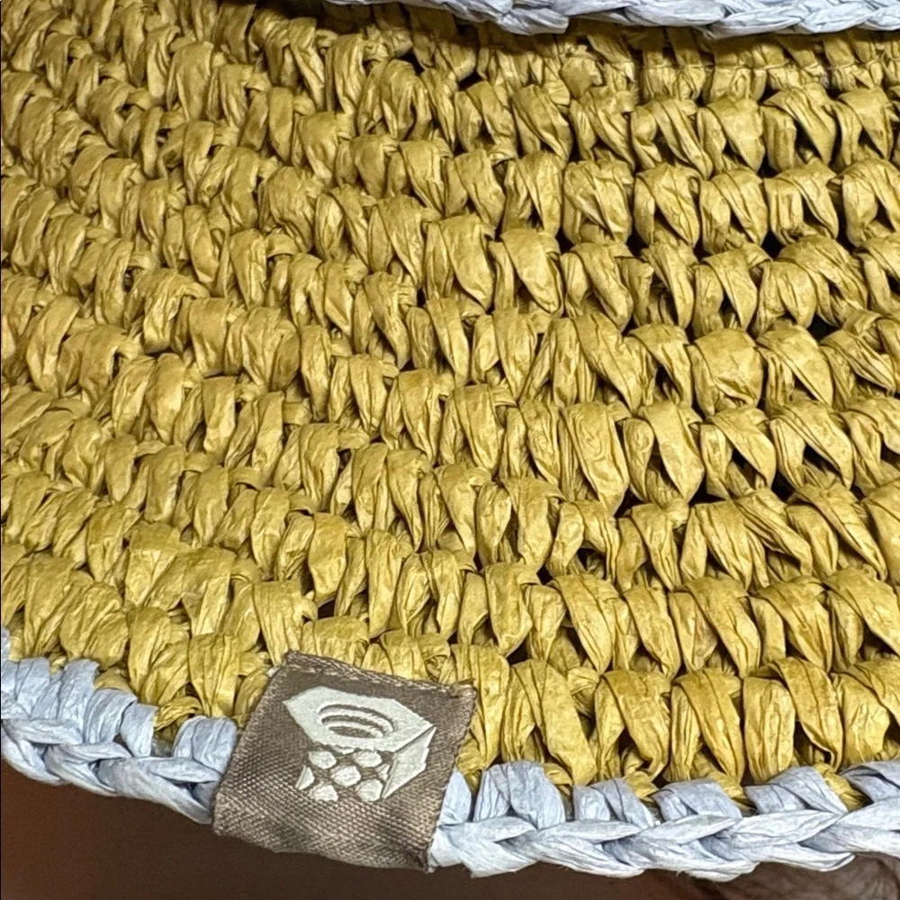Mountain Hardwear Tan and Blue Paper Floppy Brimmed Sun Hat Size Regular